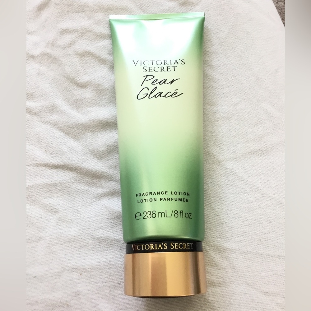 Victoria's Secret Pear Glacé Fragrance Lotion NWT - Picture 2 of 5